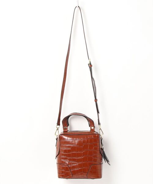 Three Four Time（ｽﾘｰﾌｫｰﾀｲﾑ）の「スネイクプリントスクエアBAG（ショルダーバッグ・レディース・ブラウン・FREE）」の2枚目の写真