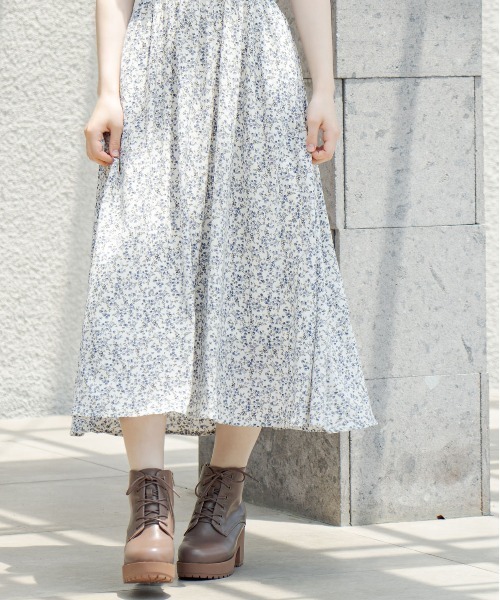 OLIVE des OLIVE（オリーブデオリーブ）の「タンク底レースアップショートブーツ（ブーツ・レディース・ブラック/オフホワイト/ベージュ/ダークブラウン・SMALL/LARGE/MEDIUM/X-LARGE）」の15枚目の写真