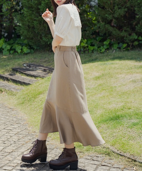 OLIVE des OLIVE（オリーブデオリーブ）の「タンク底レースアップショートブーツ（ブーツ・レディース・ブラック/オフホワイト/ベージュ/ダークブラウン・SMALL/LARGE/MEDIUM/X-LARGE）」の19枚目の写真