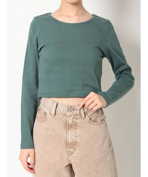 EVRIS（エヴリス）の「BASICクロップドロングスリーブTEE（Tシャツ/カットソー・レディース・ホワイト/グリーン/ブラック/オレンジ・FREE）」の4枚目の写真