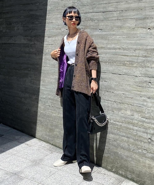 PAGEBOY(ページボーイ)の「クリアスエードフレアパンツ(その他パンツ・レディース・ブラック/ブルー系その他/グレイッシュベージュ・SMALL/MEDIUM)」の20枚目の写真