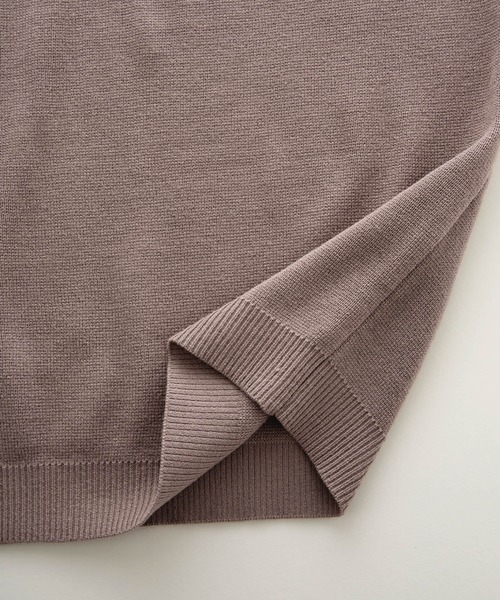 Mark Gonzales（マーク・ゴンザレス）の「Mark Gonzales/マークゴンザレス 別注 オーバーサイズ ミラノリブ ダルマスリーブモックネックニット（ニット/セーター・メンズ・ブラック/ベージュ/オフホワイト/オレンジ/ベージュ系その他/ダークブルー・FREE）」の11枚目の写真