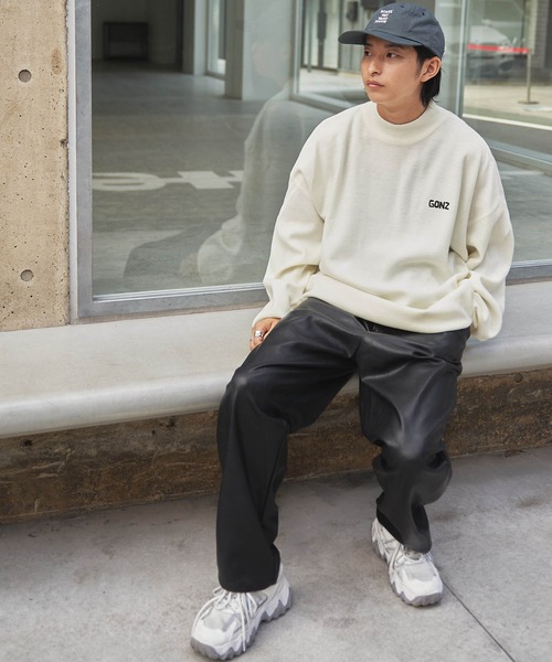 Mark Gonzales（マーク・ゴンザレス）の「Mark Gonzales/マークゴンザレス 別注 オーバーサイズ ミラノリブ ダルマスリーブモックネックニット（ニット/セーター・メンズ・ブラック/ベージュ/オフホワイト/オレンジ/ベージュ系その他/ダークブルー・FREE）」の16枚目の写真