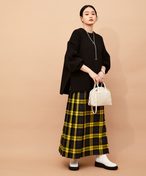 ADAM ET ROPE'(アダムエロペ)の「【ZOZO限定】2WAYデタッチャブル片畦プルオーバー(ニット/セーター・レディース・ブラック/グレー/オフホワイト・FREE)」の21枚目の写真