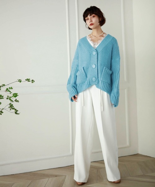 Leja（レジャ）の「【LEJA】ビッグボタンボリューム袖ボタンニットカーディガン（ニット/セーター・レディース・ベージュ/ブルー・FREE）」の7枚目の写真