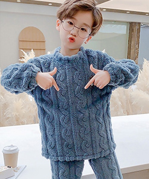 パジャマ12 セール】キッズ もこもこボアツイストデザインルームウェア