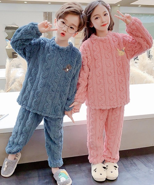 DAY CLOSET（デイ クローゼット）の「キッズ もこもこボアツイストデザインルームウェアパジャマ 上下2点セットアップ 冬（ルームウェア/パジャマ・キッズ・パープル/ピンク/ブルー/アイボリー/ネイビー/グリーン・110cm/120cm/130cm/140cm/150cm/160cm）」の21枚目の写真