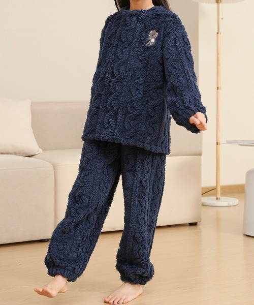 専用　モコモコ様 キッズ もこもこボアツイストデザインルームウェアパジャマ 上下2点