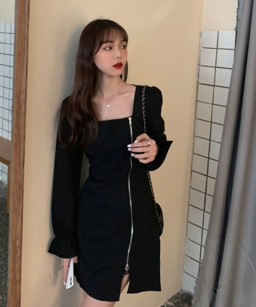 KOR(ケーオーアール)の「スクエアネック パフスリーブ ワンピース(ワンピース・レディース・ブラック・M/L/XL/XXL)」の11枚目の写真