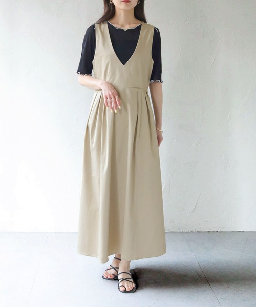 HER CLOSET（ハークローゼット）の「 【HER CLOSET】WEB限定チノ深Vフレアワンピース WEB LIMITED CHINO DEEP V-FLARE DRESS（ジャンパースカート・レディース・ブラック/ベージュ/アイボリー・S/M）」の13枚目の写真