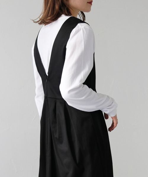 HER CLOSET（ハークローゼット）の「 【HER CLOSET】WEB限定チノ深Vフレアワンピース WEB LIMITED CHINO DEEP V-FLARE DRESS（ジャンパースカート・レディース・ブラック/ベージュ/アイボリー・S/M）」の19枚目の写真