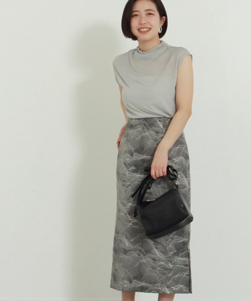 AULI（アウリィ）の「【低身長向けサイズ】PJジャカードタイトスカート（スカート・レディース・イエロー/グリーン/ダークグレー・S/XS/XXS）」の2枚目の写真