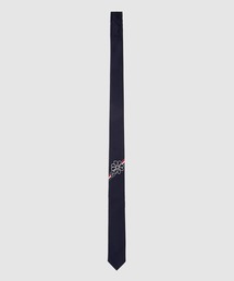 THOM BROWNE（トムブラウン）の「CLASSIC TIE IN ENGINEERED RWB FLORAL ICON TIE JACQUARD（ネクタイ）」