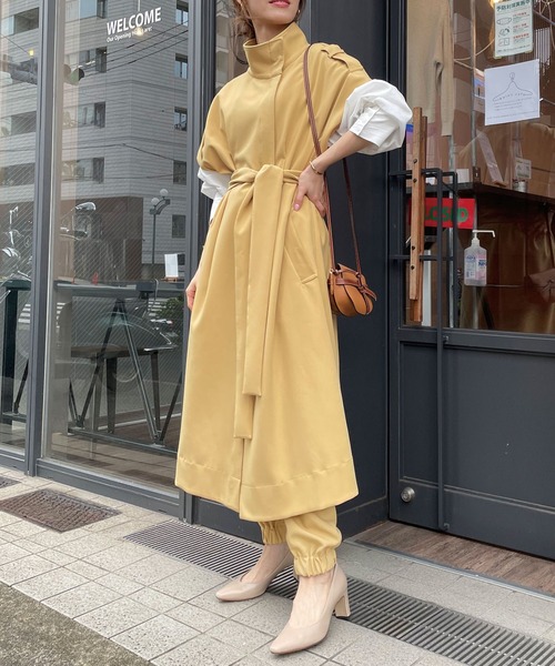 RANAN(ラナン)の「裾ゴムタックデザインパンツ(スラックス・レディース・ベージュ・LL/M/L)」の2枚目の写真