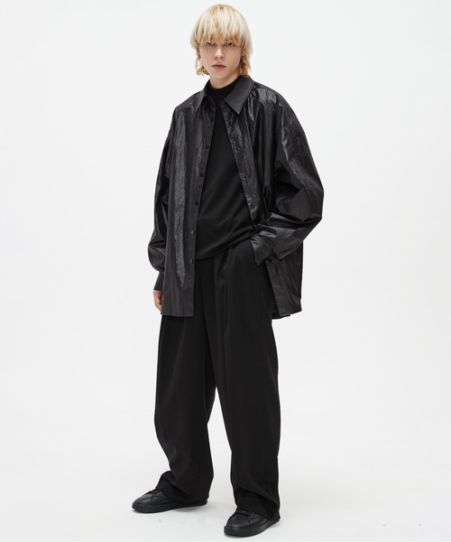 ADD SEOUL（エーディーディーソウル）の「【ADD SEOUL】COATING AVANTGARDE SHIRT / コーティング アヴァンギャルド オーバーサイズ シャツ（シャツ/ブラウス・メンズ・ブラック/グリーン・1/2）」の6枚目の写真