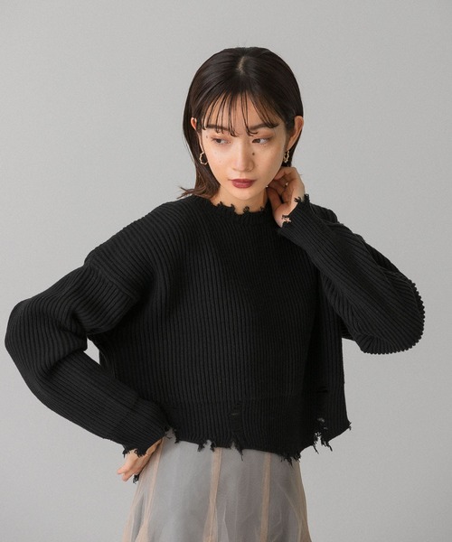 KBF（ケイビーエフ）の「クロップドダメージニット（ニット/セーター・レディース・ベージュ系その他/グリーン/ブラック・ONE）」の10枚目の写真