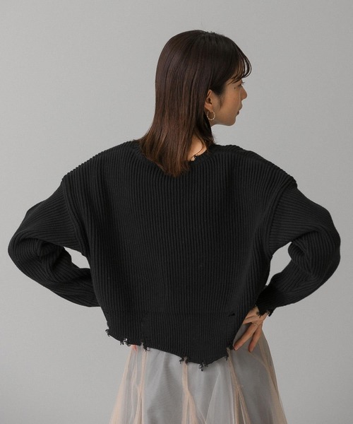 KBF（ケイビーエフ）の「クロップドダメージニット（ニット/セーター・レディース・ベージュ系その他/グリーン/ブラック・ONE）」の11枚目の写真