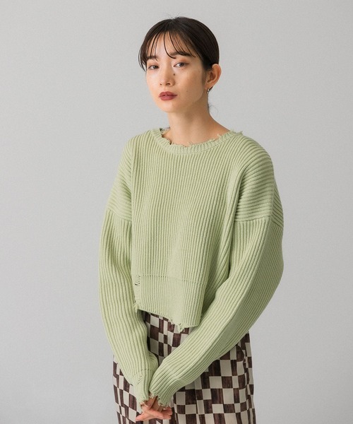 KBF（ケイビーエフ）の「クロップドダメージニット（ニット/セーター・レディース・ベージュ系その他/グリーン/ブラック・ONE）」の14枚目の写真