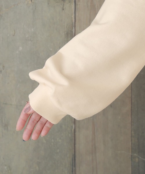 osharewalker(オシャレウォーカー)の「【廃盤】『パーカー風スタンド襟裏毛トップス』(スウェット・レディース・ラベンダー/ブラック/アイボリー・FREE)」の11枚目の写真