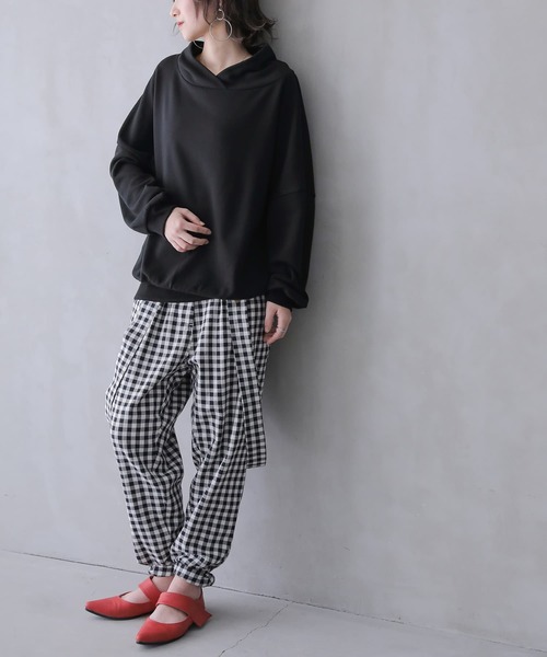 osharewalker(オシャレウォーカー)の「【廃盤】『パーカー風スタンド襟裏毛トップス』(スウェット・レディース・ラベンダー/ブラック/アイボリー・FREE)」の16枚目の写真