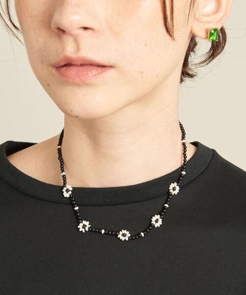 by Preek（バイプリーク）の「＜by Preek（バイプリーク）＞淡水パール フラワービーズネックレス（ネックレス・レディース・コバルトブルー/ピンク/オフホワイト/ブラック・FREE）」の6枚目の写真