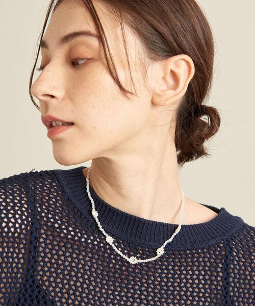 by Preek（バイプリーク）の「＜by Preek（バイプリーク）＞淡水パール フラワービーズネックレス（ネックレス・レディース・コバルトブルー/ピンク/オフホワイト/ブラック・FREE）」の20枚目の写真