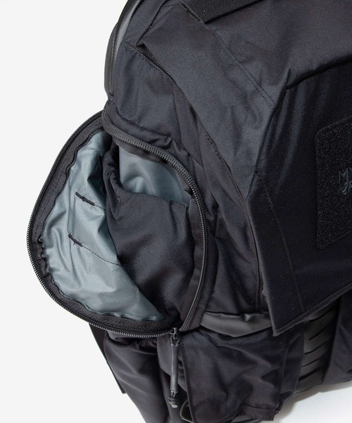 MYSTERY RANCH(ミステリーランチ)の「MYSTERY RANCH RIP RUCK 32 ミステリーランチ リップラック 32 バックパック(バックパック/リュック・メンズ・ウッド/ブラック/オリーブドラブ・FREE)」の21枚目の写真
