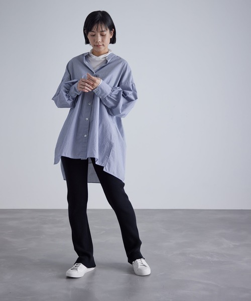 SALON adam et rope'（サロン アダム エ ロペ）の「サイドスリット/バンドカラーオーバーチュニックシャツ（シャツ/ブラウス・レディース・ネイビー/ピンク/ホワイト・FREE）」の18枚目の写真