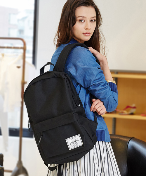 Herschel Supply（ハーシェルサプライ）の「▼▼▼[ハーシェル]Herschel バックパック◆（バックパック/リュック・レディース・クリーム/ブラック/オリーブ/ネイビー/ライラック/モカ/グレー/ダークグリーン・フリー）」の2枚目の写真