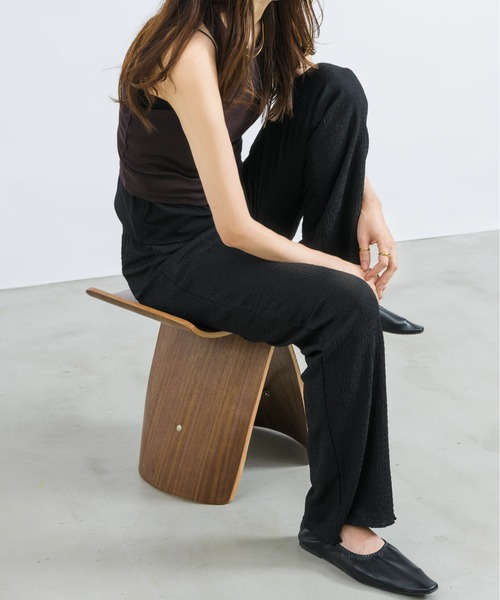 NEUNA（ヌナ）の「袋付きアーモンドシューズ（パンプス・レディース・ホワイト/ブラック/マスタード・SMALL/MEDIUM/LARGE）」の19枚目の写真