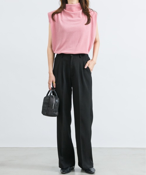 NEUNA（ヌナ）の「袋付きアーモンドシューズ（パンプス・レディース・ホワイト/ブラック/マスタード・SMALL/MEDIUM/LARGE）」の11枚目の写真