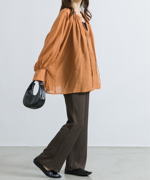 NEUNA（ヌナ）の「袋付きアーモンドシューズ（パンプス・レディース・ホワイト/ブラック/マスタード・SMALL/MEDIUM/LARGE）」の12枚目の写真