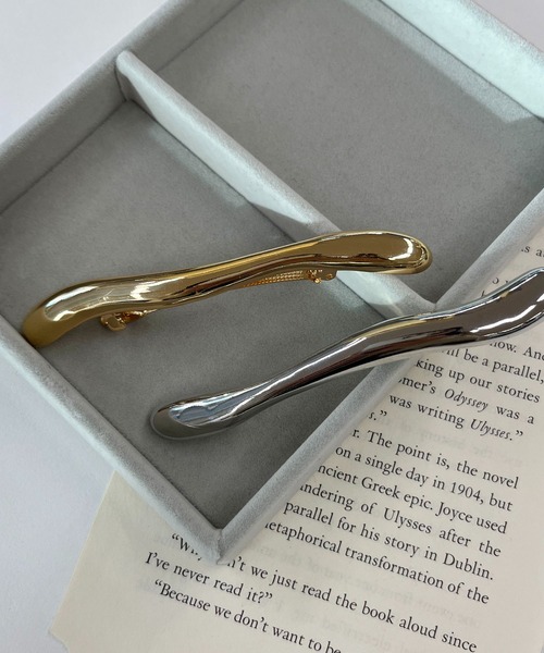 CAPRICIEUX LE'MAGE（カプリシューレマージュ）の「【GOLDY/ゴールディ】トゥイッグバレッタ（バレッタ/ヘアクリップ・レディース・シルバー/ゴールド・FREE）」の4枚目の写真