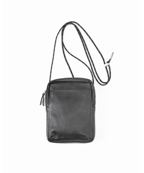 JOURNAL STANDARD（ジャーナルスタンダード）の「【WEB限定】JS LEATHER カウレザー マルチショルダーバック（ショルダーバッグ・メンズ・ブラック・FREE）」の7枚目の写真