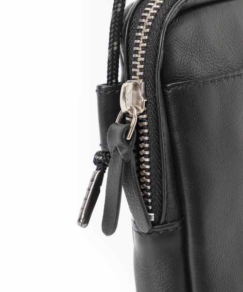 JOURNAL STANDARD（ジャーナルスタンダード）の「【WEB限定】JS LEATHER カウレザー マルチショルダーバック（ショルダーバッグ・メンズ・ブラック・FREE）」の13枚目の写真