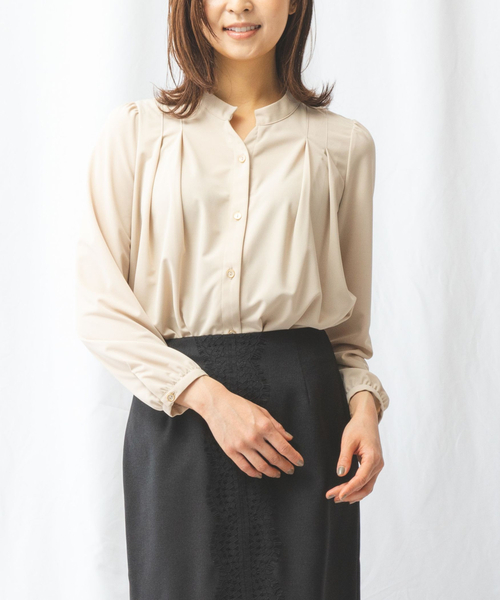 NARACAMICIE(ナラカミーチェ)の「無地カットソーフロントタックブラウス(Tシャツ/カットソー・レディース・ベージュ/ブルー・X-LARGE/LARGE/MEDIUM/XX-LARGE)」の16枚目の写真