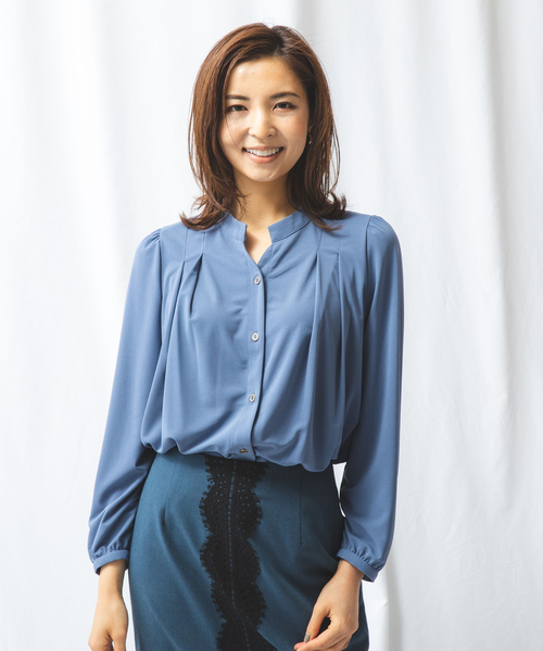 NARACAMICIE(ナラカミーチェ)の「無地カットソーフロントタックブラウス(Tシャツ/カットソー・レディース・ベージュ/ブルー・X-LARGE/LARGE/MEDIUM/XX-LARGE)」の19枚目の写真