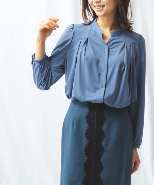 NARACAMICIE(ナラカミーチェ)の「無地カットソーフロントタックブラウス(Tシャツ/カットソー・レディース・ベージュ/ブルー・X-LARGE/LARGE/MEDIUM/XX-LARGE)」の13枚目の写真