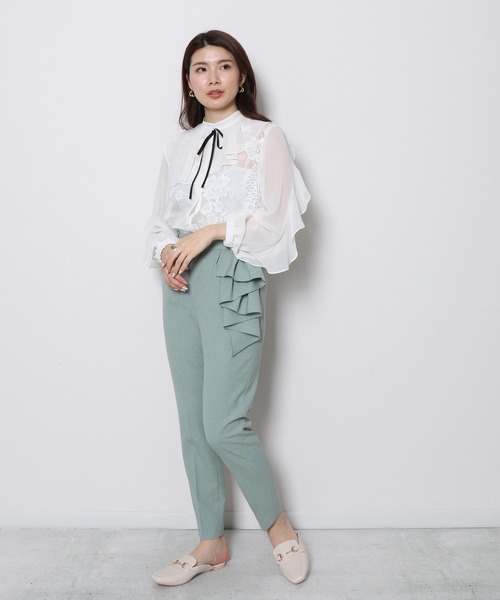Re.Verofonna(ヴェロフォンナ)の「アシメトリーカラーオーガンジーブラウス(シャツ/ブラウス・レディース・ブラック/アイボリー・38)」の8枚目の写真