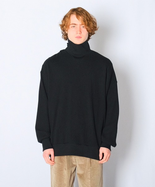 Wizzard（ウィザード）の「Wizzard ウィザード / BUTTON HINECK WAFFLE ボタンハイネックワッフルカットソー（Tシャツ/カットソー・メンズ・ホワイト/グリーン/ブラック・2/1/3）」の2枚目の写真