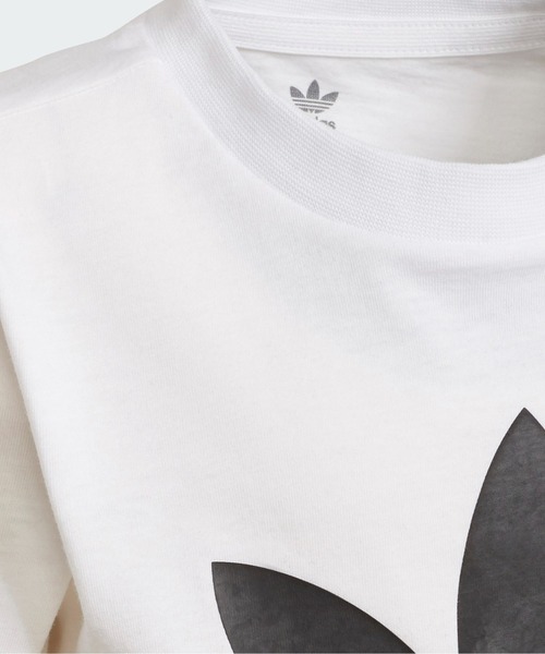 adidas（アディダス）の「アディカラー ショーツ & Tシャツ セットアップ（上下セット） / アディダスオリジナルス（キッズ/子供用）（ジャージ・キッズ・ホワイト×ブラック・100/110/120/130）」の5枚目の写真