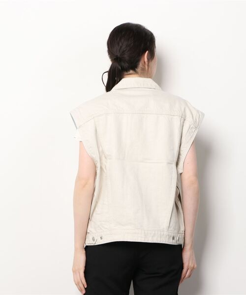 Levi's(リーバイス)の「Levi's/リーバイス WELLTHREAD トラッカージャケットベスト WILD OAK ROSE(ベスト・レディース・ライトインディゴブルー・M/S/XS)」の3枚目の写真