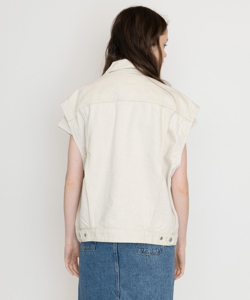Levi's(リーバイス)の「Levi's/リーバイス WELLTHREAD トラッカージャケットベスト WILD OAK ROSE(ベスト・レディース・ライトインディゴブルー・M/S/XS)」の6枚目の写真