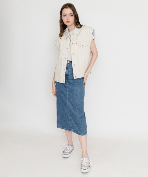 Levi's(リーバイス)の「Levi's/リーバイス WELLTHREAD トラッカージャケットベスト WILD OAK ROSE(ベスト・レディース・ライトインディゴブルー・M/S/XS)」の10枚目の写真