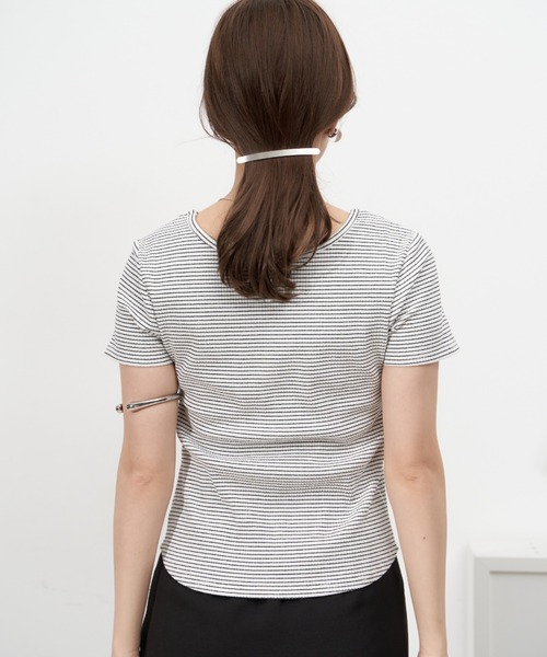 VANNIE U(ヴァニーユー)の「ダブルアーチボーダーTシャツ(Tシャツ/カットソー・レディース・ホワイト/ブラック/レッド/イエロー・FREE)」の13枚目の写真