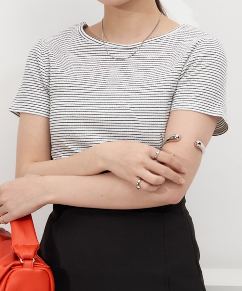 VANNIE U(ヴァニーユー)の「ダブルアーチボーダーTシャツ(Tシャツ/カットソー・レディース・ホワイト/ブラック/レッド/イエロー・FREE)」の20枚目の写真