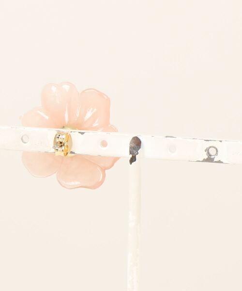 flower（フラワー）の「ピュアブルームピアス（ピアス（片耳用）・レディース・ピンク/アイボリー・FREE）」の3枚目の写真