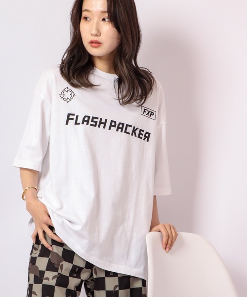 FLASH PACKER(フラッシュパッカー)の「FLASH PACKER コットン・オーバーサイズTシャツ(Tシャツ/カットソー・メンズ・ブラック/ホワイト/カーキ・XL/L/M)」の5枚目の写真