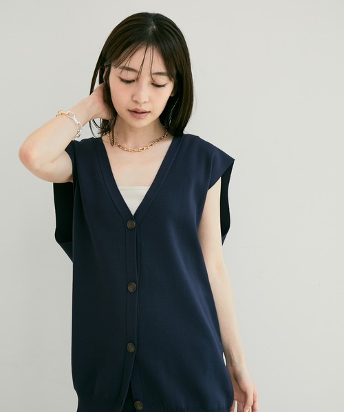 VIS（ビス）の「【接触冷感】【セットアップ対応】フレンチスリーブニットベスト（ベスト・レディース・ネイビー/オフホワイト/ダークブラウン・FREE）」の7枚目の写真