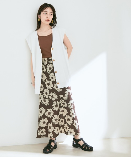 VIS（ビス）の「【接触冷感】【セットアップ対応】フレンチスリーブニットベスト（ベスト・レディース・ネイビー/オフホワイト/ダークブラウン・FREE）」の14枚目の写真